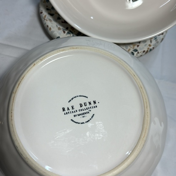Rae Dunn Taco and Burrito salad bowl set - Picture 6 of 7